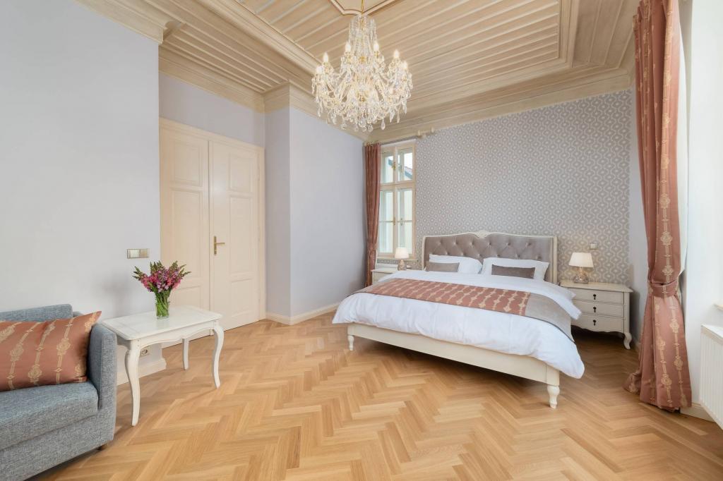 Junior Suite Staroruzovy Chateau Trnova near Prague