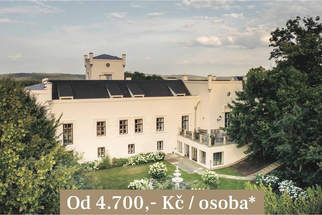Pobyt Letni Mini Dovolena - Letní Dovolená na Zámku u Prahy Pobyt Letni Mini Dovolena - Letní Dovolená na Zámku u Prahy